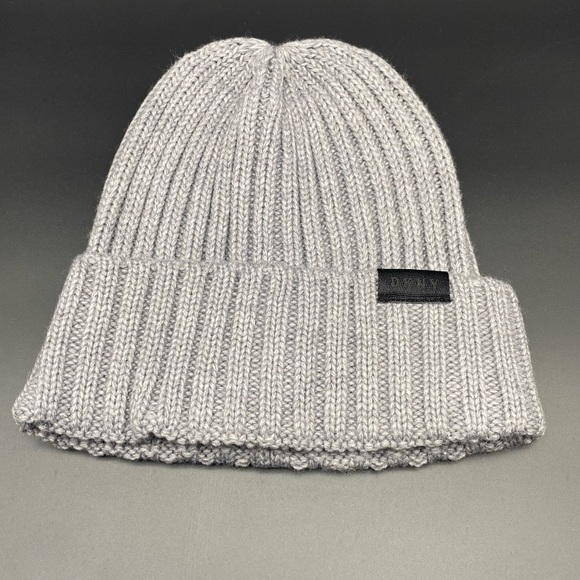DKNY Beanie Hat And Logo Cosmetic Pouch Bag R13LRQ85 MSRP  DKNY Beanie Hat And Logo Cosmetic Pouch bag